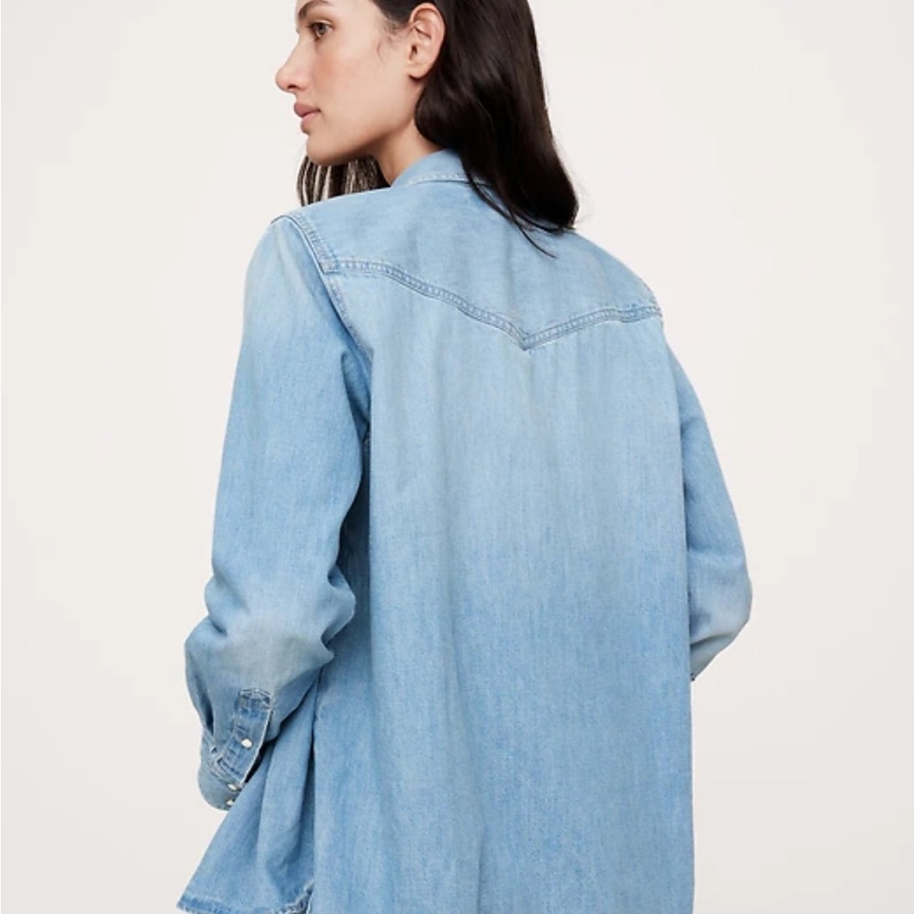 BANANA REPUBLIC THE EVERYDAY DENIM WESTERN SHIRT - Picture 2 of 8